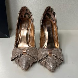 Brand new Ted Baker Rose Gold Pumps
